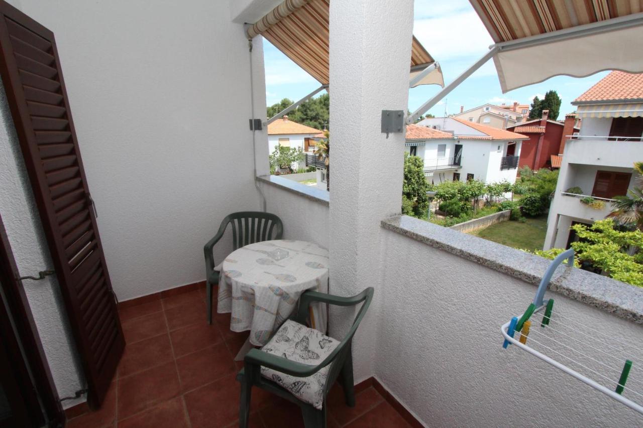 Rooms And Apartments Dino Rovigno Esterno foto