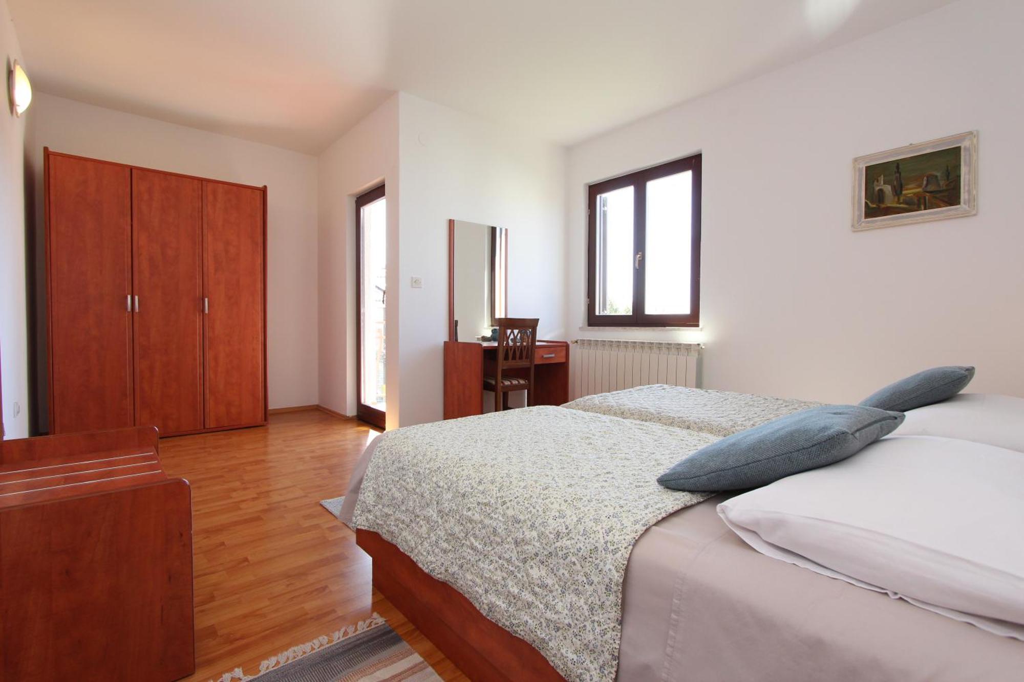 Rooms And Apartments Dino Rovigno Esterno foto